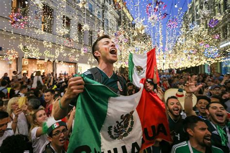 2018 FIFA World Cup: En Mexikansk Fotbollsdröm som Sköljde Över Hela Världen