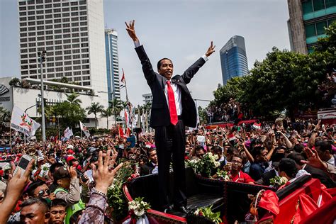 Jokowi's Inauguration: A Symbol of Hope and Democratic Transition for Indonesia